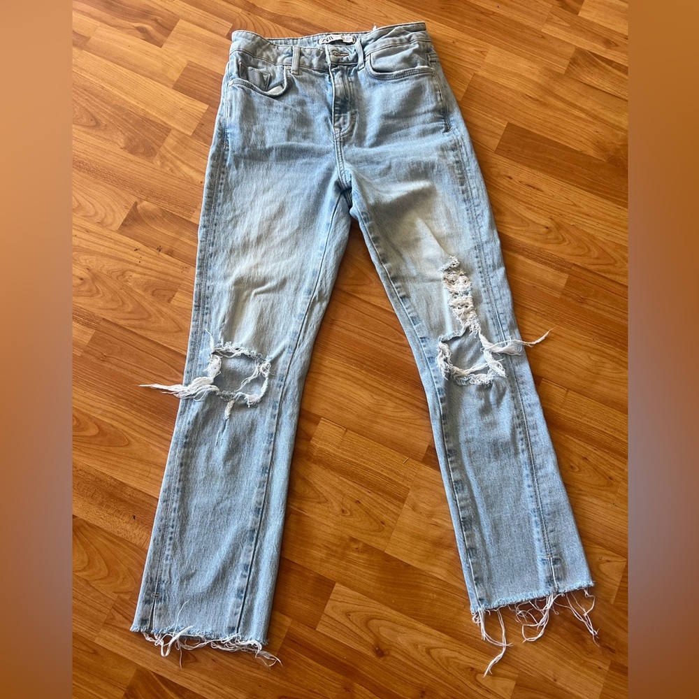 Zara Ripped Light Wash Denim Jeans - Size 2